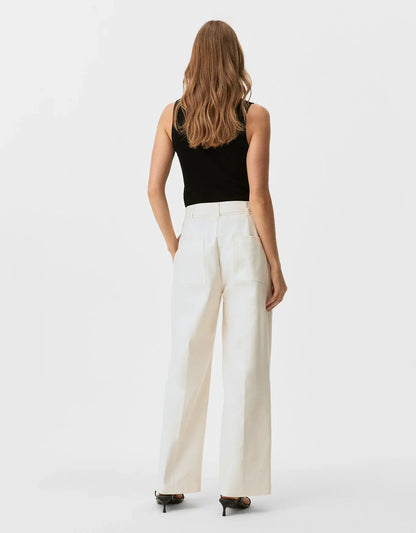 Pantalones de vestir con cinturón